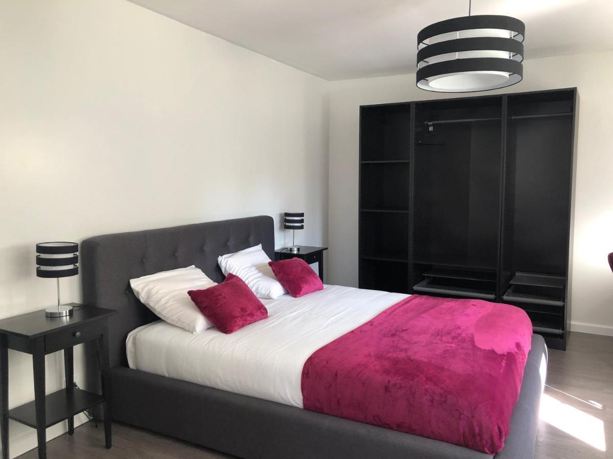 Le Nid Du Franc Bed & Breakfast Avranches Bagian luar foto