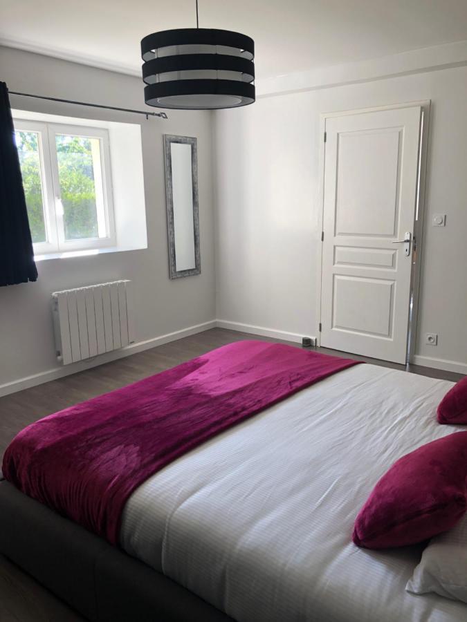 Le Nid Du Franc Bed & Breakfast Avranches Bagian luar foto