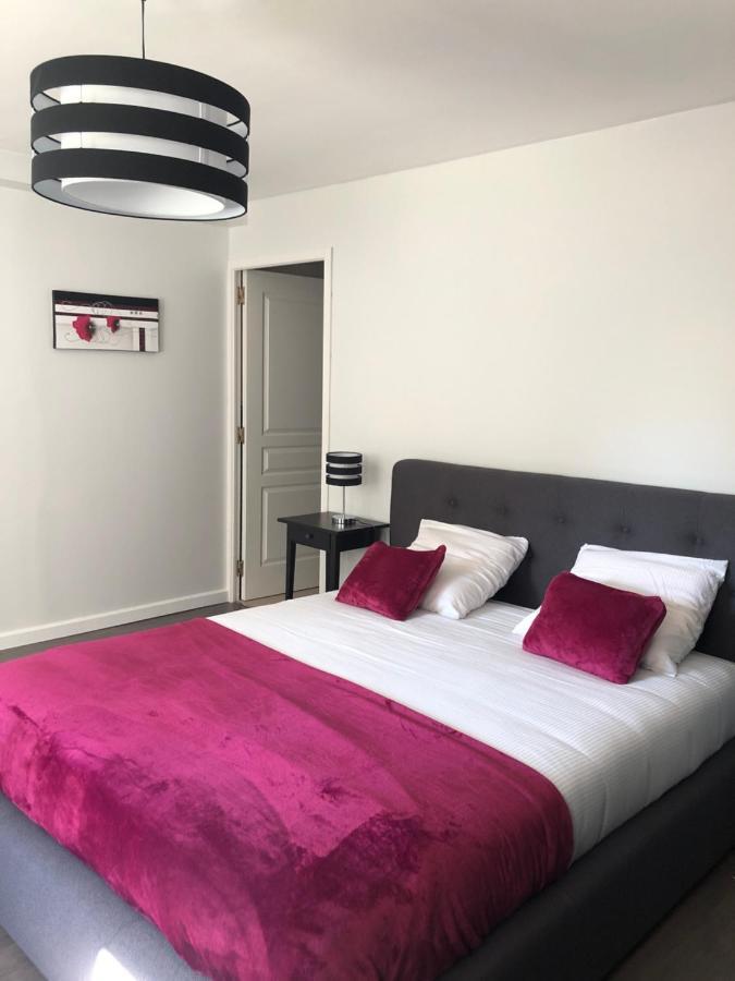 Le Nid Du Franc Bed & Breakfast Avranches Bagian luar foto