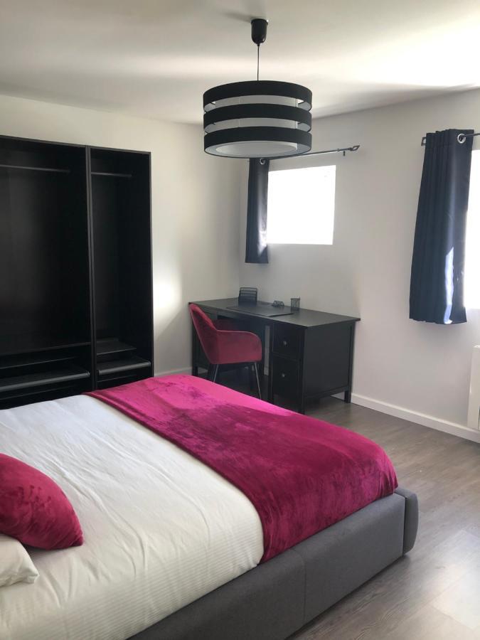 Le Nid Du Franc Bed & Breakfast Avranches Bagian luar foto