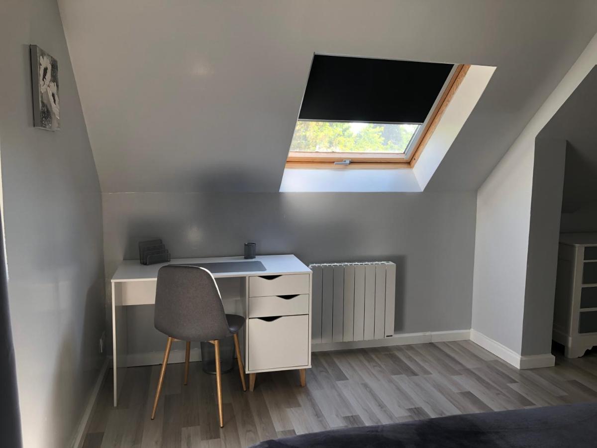 Le Nid Du Franc Bed & Breakfast Avranches Bagian luar foto