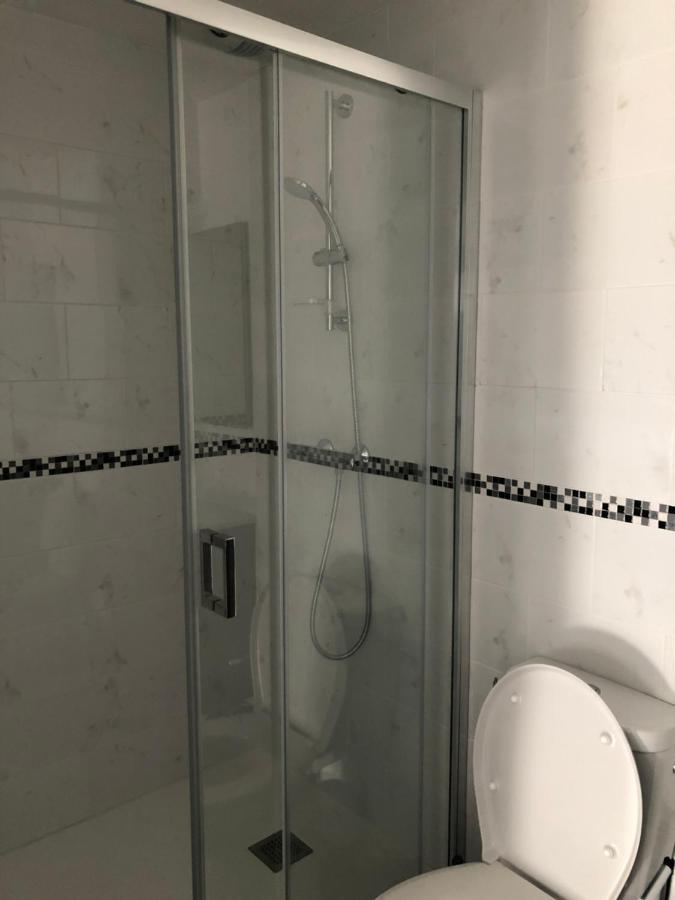 Le Nid Du Franc Bed & Breakfast Avranches Bagian luar foto