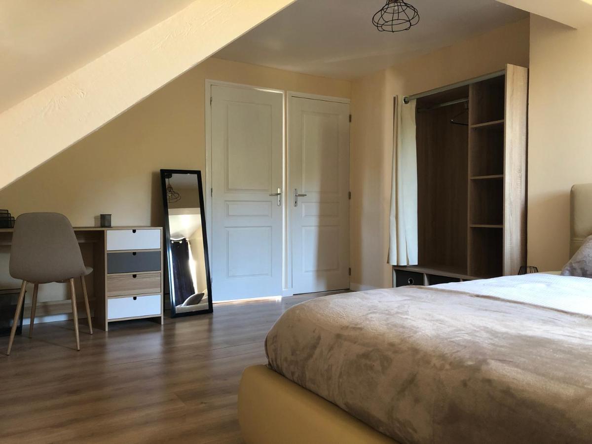 Le Nid Du Franc Bed & Breakfast Avranches Bagian luar foto