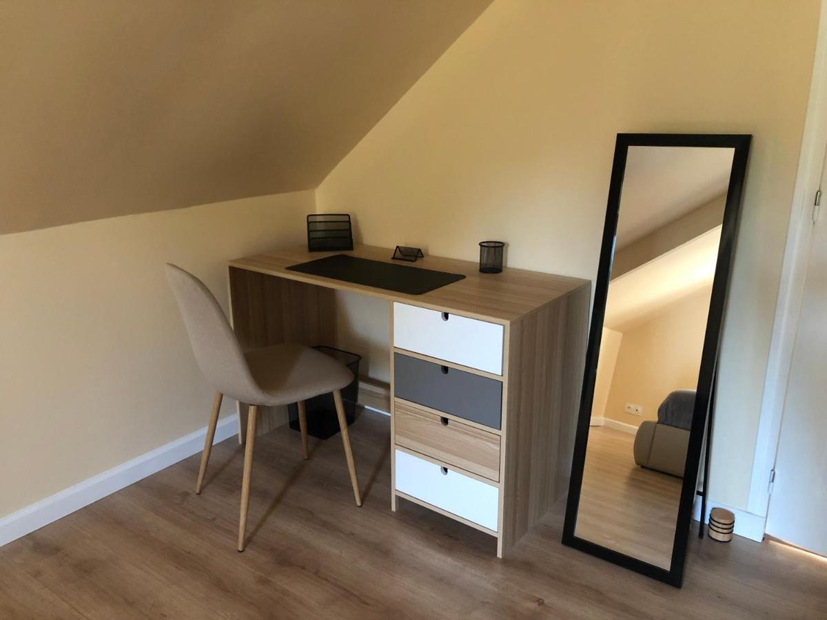 Le Nid Du Franc Bed & Breakfast Avranches Bagian luar foto